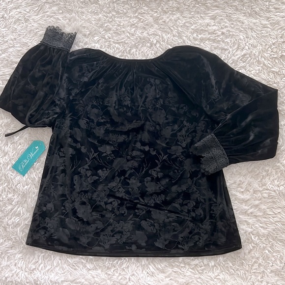 Pioneer Woman Velvet Peasant Top - Picture 12 of 15